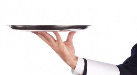 сервитьорите масово бягат запад