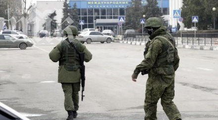 александър турчинов продължава струпването руски военни крим