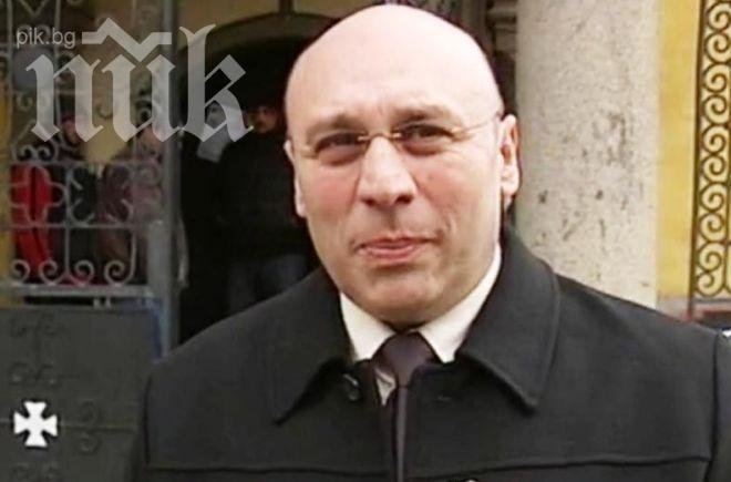 Лафазанов взима по 13 бона на месец, бяга от Комиците