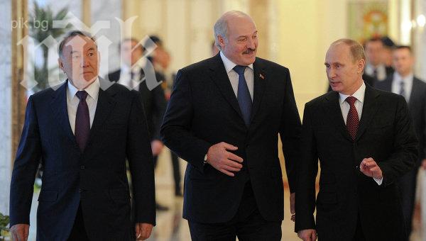 Президентите на Русия, Беларус и Казахстан обсъдиха ситуацията в Украйна