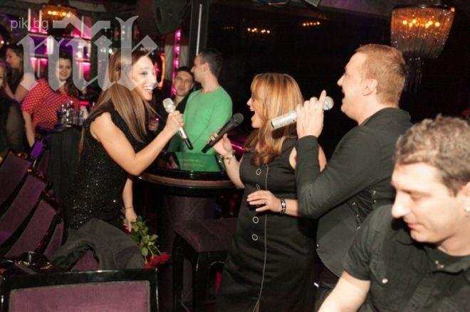 Затрупаха Мария Илиева с над 50 рози на концерт