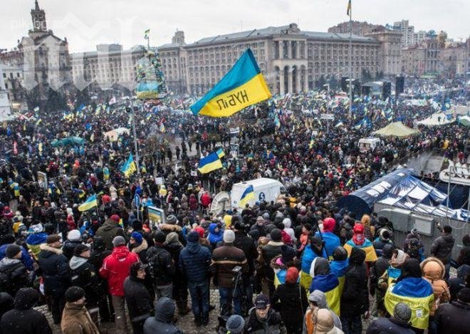 Хиляди протестират в Донецк срещу новата власт в Украйна