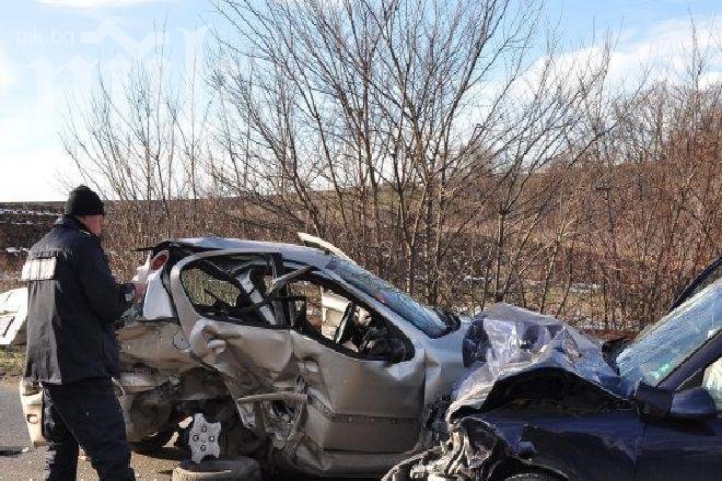 Нови две жертви на пътя през денонощието