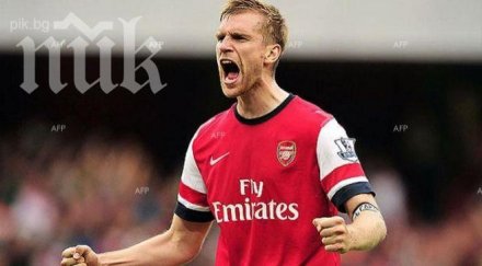 мертезакер росицки подписаха договори арсенал