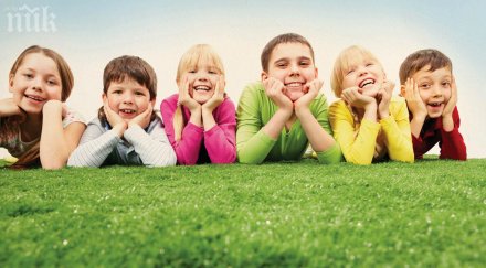 местят 100 сирачета къщи