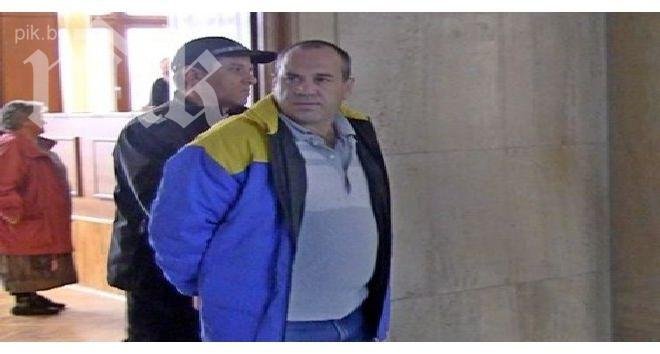 Майка на жесток убиец: Разкъса баща си на парчета, но го излежа!