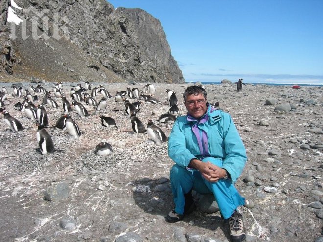 Проф. Пимпирев: На Антарктида се стопля!

 