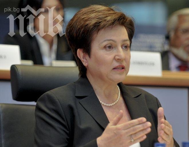 Еврокомисар Георгиева: Засега хуманитарна криза в Украйна няма