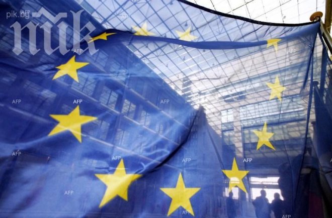 Европа замразява сметки на бившите украински управници
