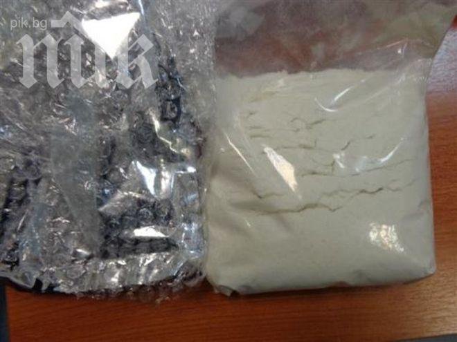 Спипаха синтетична дрога за 1 200 000 лв. на летище „София”