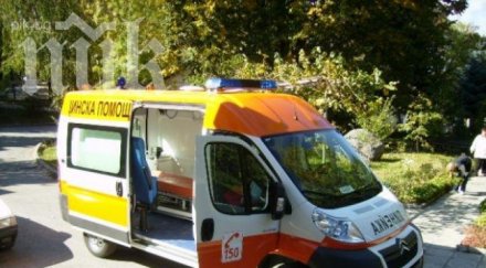 кошмар годишно момиче изпадна кома падане третия етаж борят живота