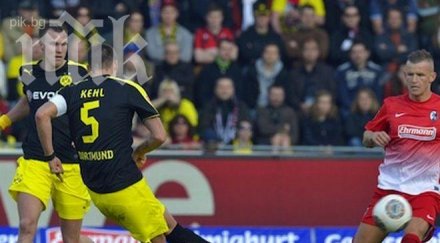 борусия дортмунд измъкна точки вратарски гол