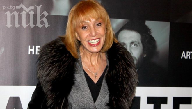 Люба Кулезич избухна: Николай Бареков взимаше 6000 лева заплата, а сега без проблем вади 500 000 лева! Цирк! Да си каже менторите!