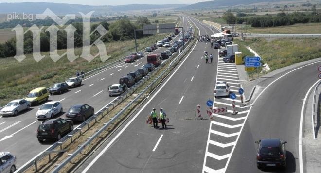 Магистрала Струма почна да се руши само седем месеца след ремонта