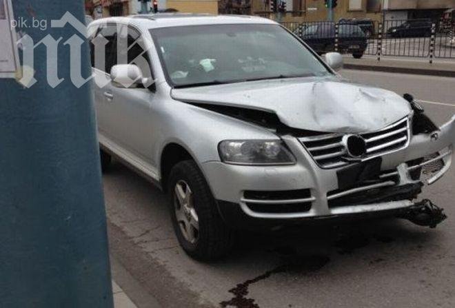 Катастрофира директорът на Национална полиция (снимки)