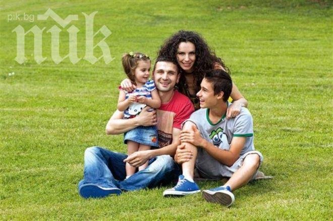 Косъма и жена му зарязаха децата си заради риалити формати