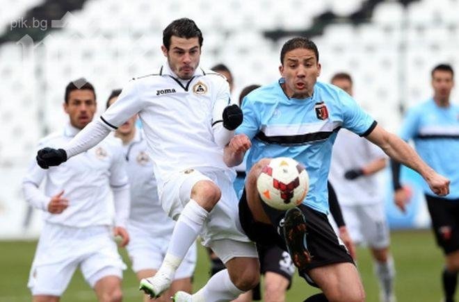 Славия смаза Локомотив (Пловдив) на стадиона си в Овча купел