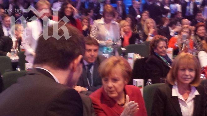Ангела Меркел седна при герберите в Дъблин, каза, че много харесва Бургас