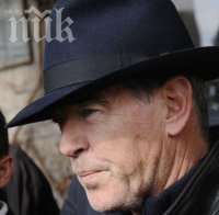 Пиърс Броснан прострелян в Бояна