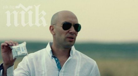 грозен скандал захари бахаров нахвърли шофьор скапаняк с*рем очилцата