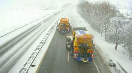 машини чистят снега софия 189 чакат