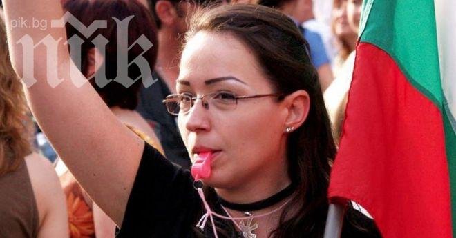 Утре протестират в двора на СУ заради политически уволнения 