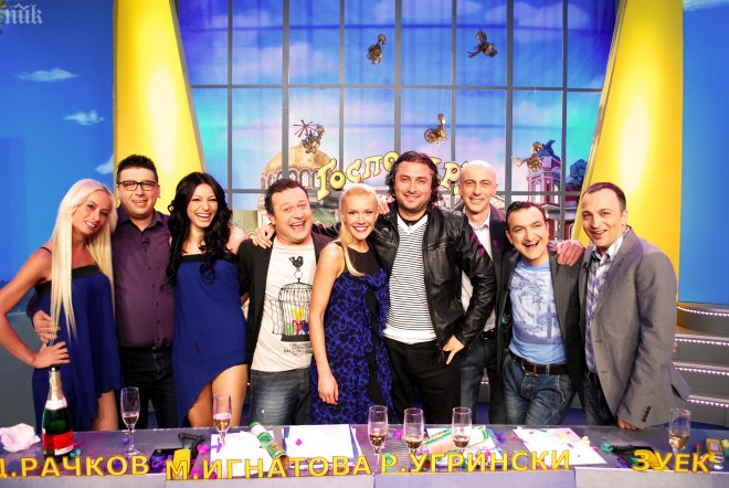 Господари на ефира приютяват две кученца (снимка)