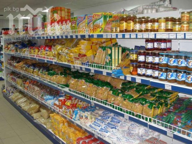 Оборотите на магазините за хранителни стоки спадат драстично