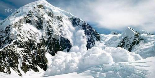 Двама млади сноубордисти се изгубиха в Пирин, откриха ги след пет часа