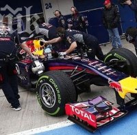 Себастиан Фетел кръсти новия си болид 