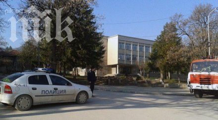 психопата пусна майка втория етаж млада жена дете