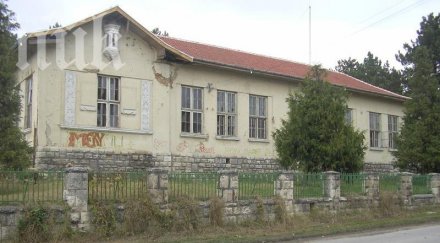 селска кметица хвърля оставка заминава чужбина