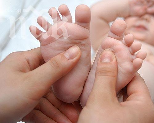 Покъртително! Българска майка продава бебето си за 25 000 евро в Интернет! Истината за пазара на деца у нас - цени и купувачи