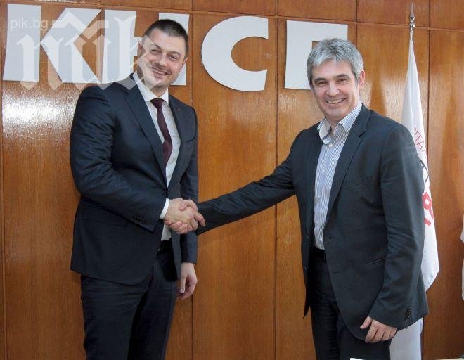 България без цензура и КНСБ в един глас за предсрочни избори