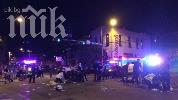 Двама души загинаха, а 23 бяха ранени при полицейска гонка в Остин