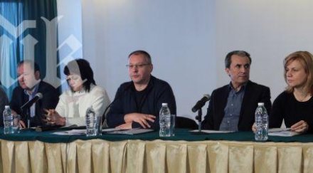 стоилов създаваме външнотърговско дружество земеделското министерство