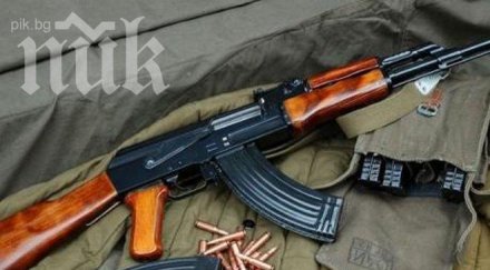 крият калашников таблото кола