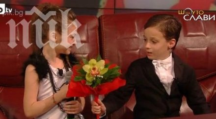 крисия малкият андреев скриха топката слави уникално видео