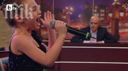 слави удря нова телевизия халваджиян шоу пеещи семейства