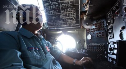 полицията малайзия претърси апартаментите двамата пилоти изчезналия пътнически самолет
