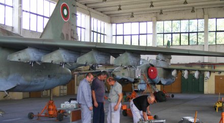 нато плаща пълен ремонт авиобазата безмер дава млн долара