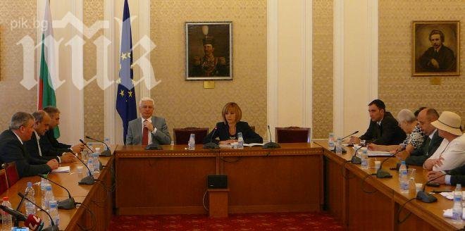 Изслушват кандидатите за ЦИК