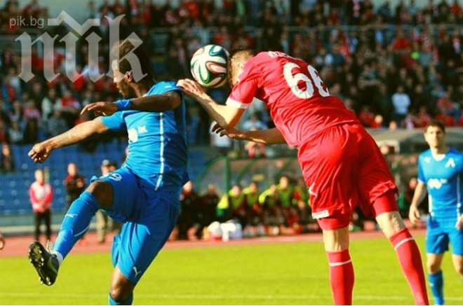 Крачунов наказа Левски в продължението, червените сринаха врага (видео)