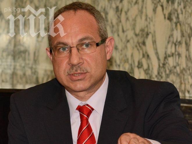 Антон Тодоров пред ПИК: Плевнелиев принадлежи на олигархични кръгове, особено на този около „Типинг пойнт” и около Иво Прокопиев