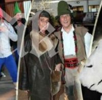 Бастиан Швайнщайгер вдигна щуро костюмено парти