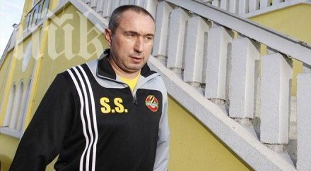 мъри води тренировката ботев