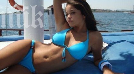 наша плеймейтка лъсна немския плейбой снимка