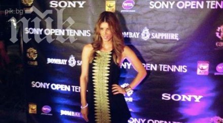 цвети пиронкова блести своя дизейнерска рокля маями