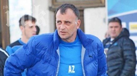 очаквано левски остана без старши треньор