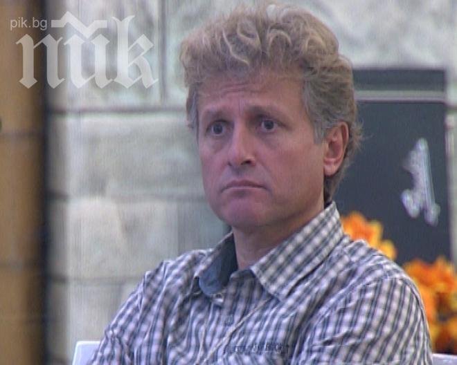 Къци пише вицове за Фънки
